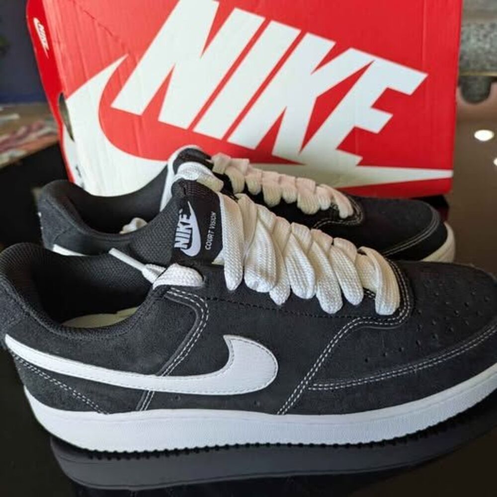 BRAND NEW Nike Court Vision Low 8.5 NIB